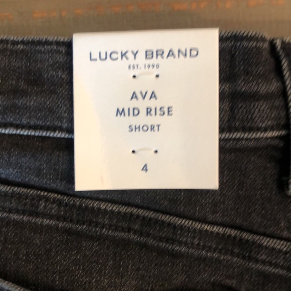 Lucky brand denim shorts - Picture 14 of 15